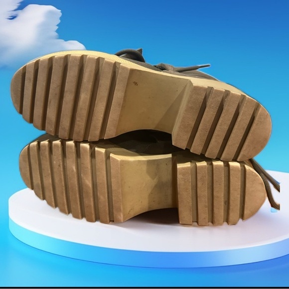 Steve Madden Brown Combat Boots Rugged Design - Picture 3 of 8